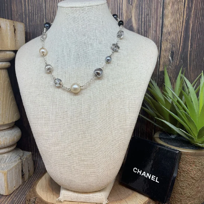 women's romantic gold necklace -Chanel Necklace AS IS