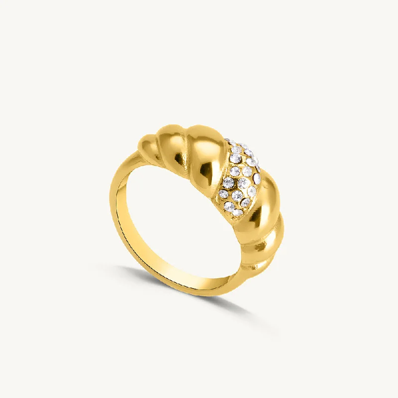 women's heart diamond ring -Zirconia Croissant Gold Ring