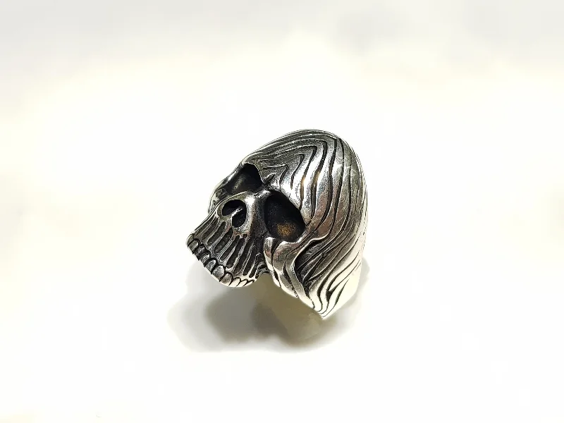 women's sapphire diamond ring -Antique-Finish Skull Ring (Silver)