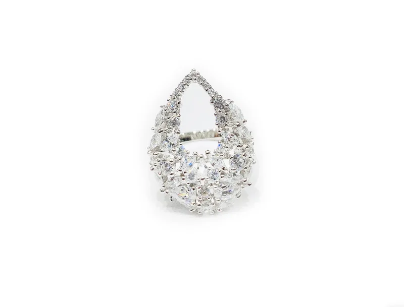 women's animal-shaped ring -Teardrop CZ Ring (Silver).