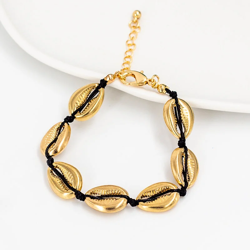 Gold Shell Chain Bracelet