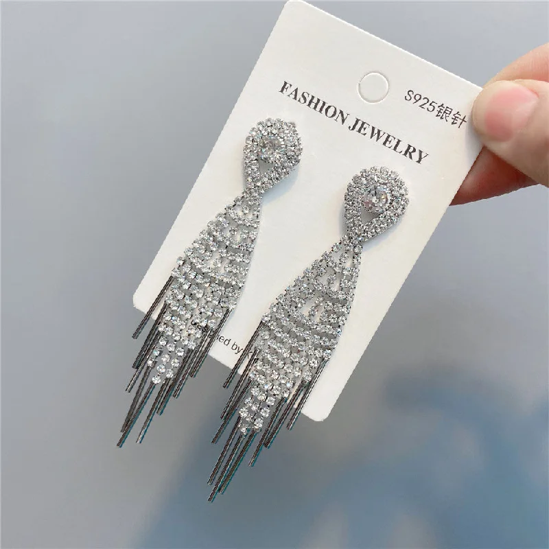 Style 3 Drop-Shaped Diamond Long Fringe Silver