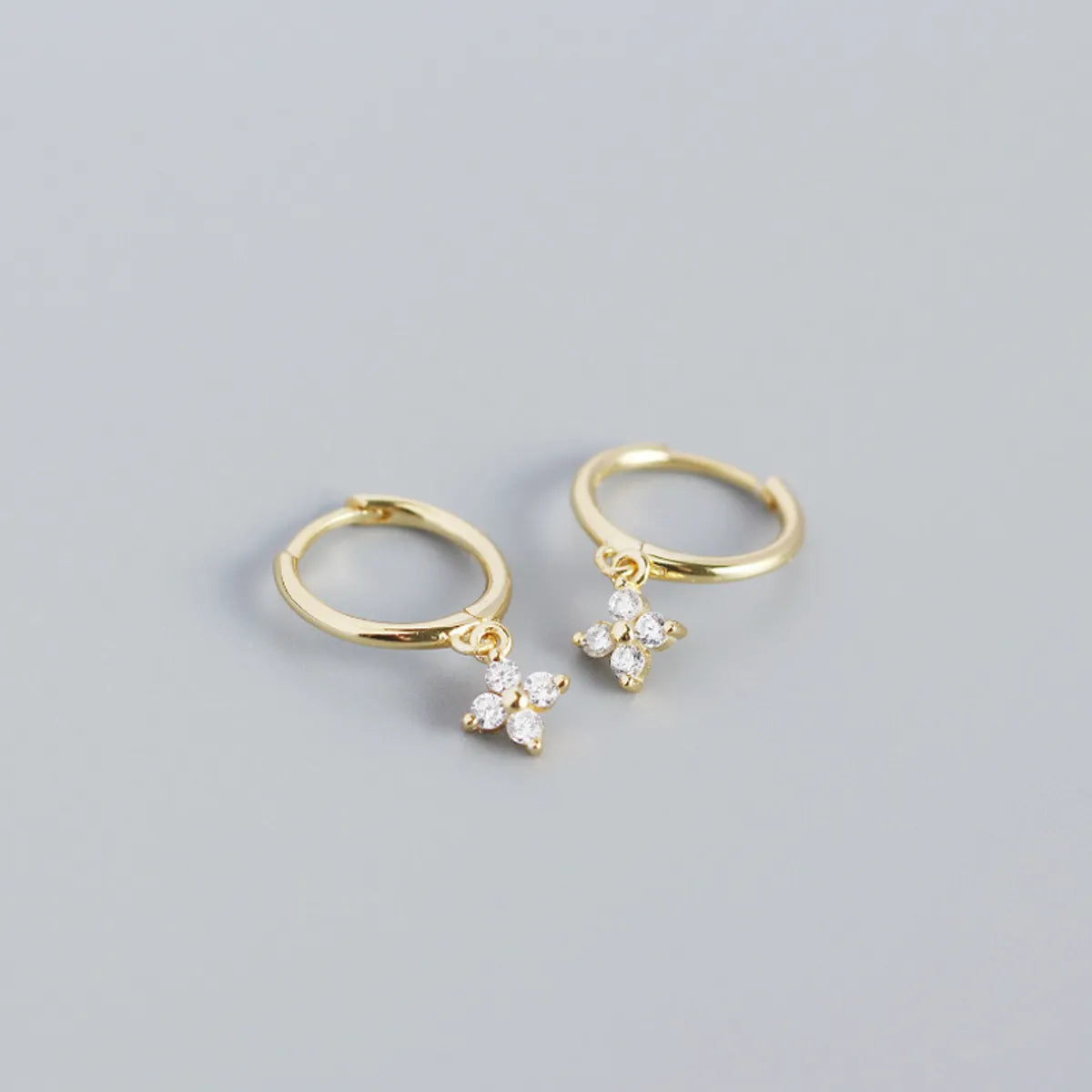 Yellow Gold (White Stone)