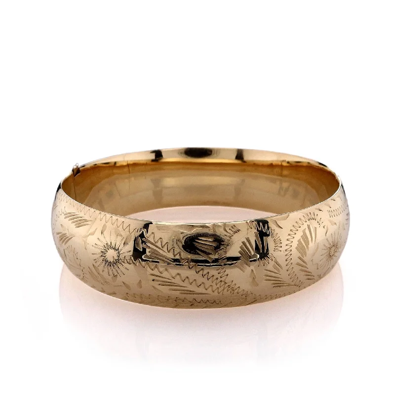 women's luxury bangle -Estate 14k Yellow Gold Wide Paisley Engraved Hinged Bangle Bracelet