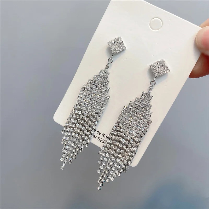 Style 7 Square Diamond Wide Tassel Silver